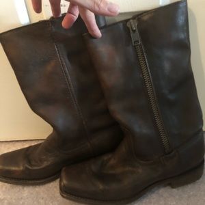 Frye boot